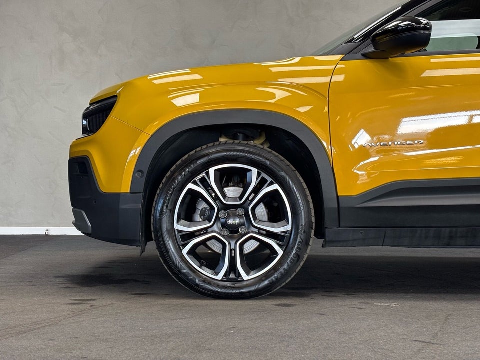 Jeep Avenger 54 1st Edition 5d