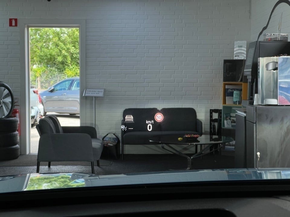 Ford Explorer 84 Select Extended Range AWD 5d