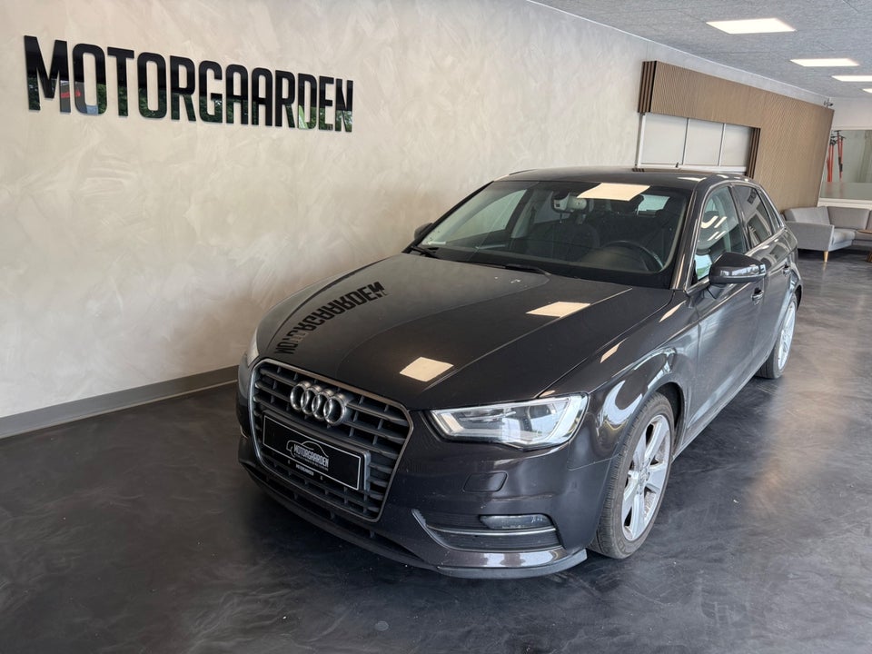 Audi A3 1,4 TFSi 140 Ambiente Sportback 5d