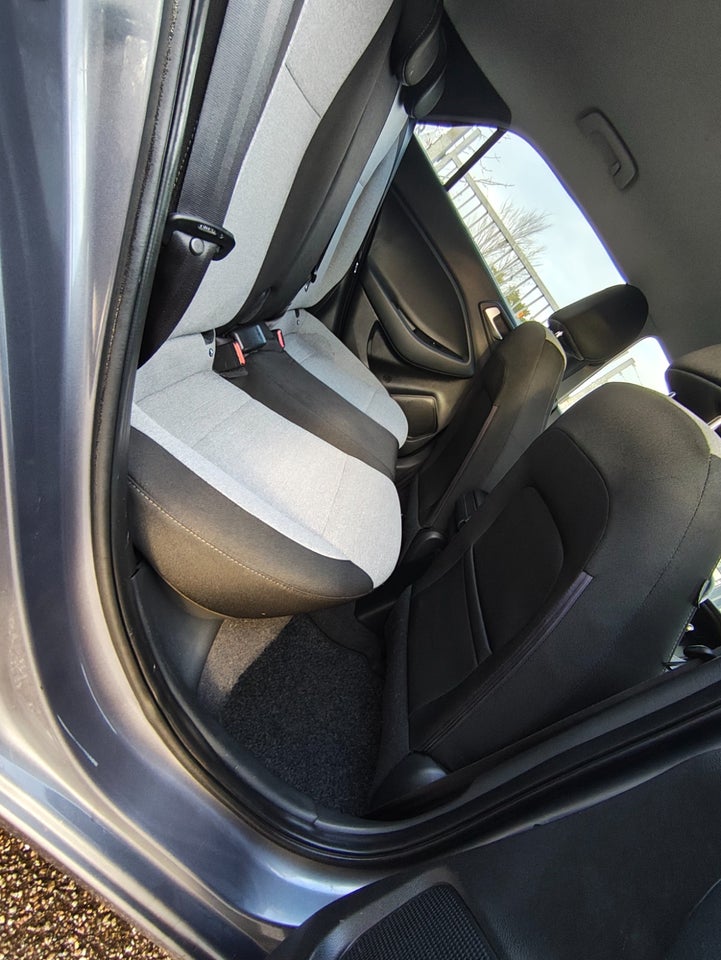 Hyundai i20 1,25 Life+ 5d