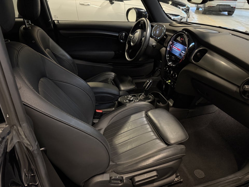 MINI Cooper SE Yours Trim 3d