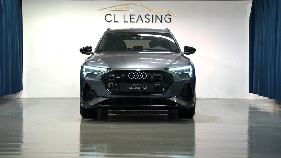 Audi e-tron 55 S-line quattro 5d