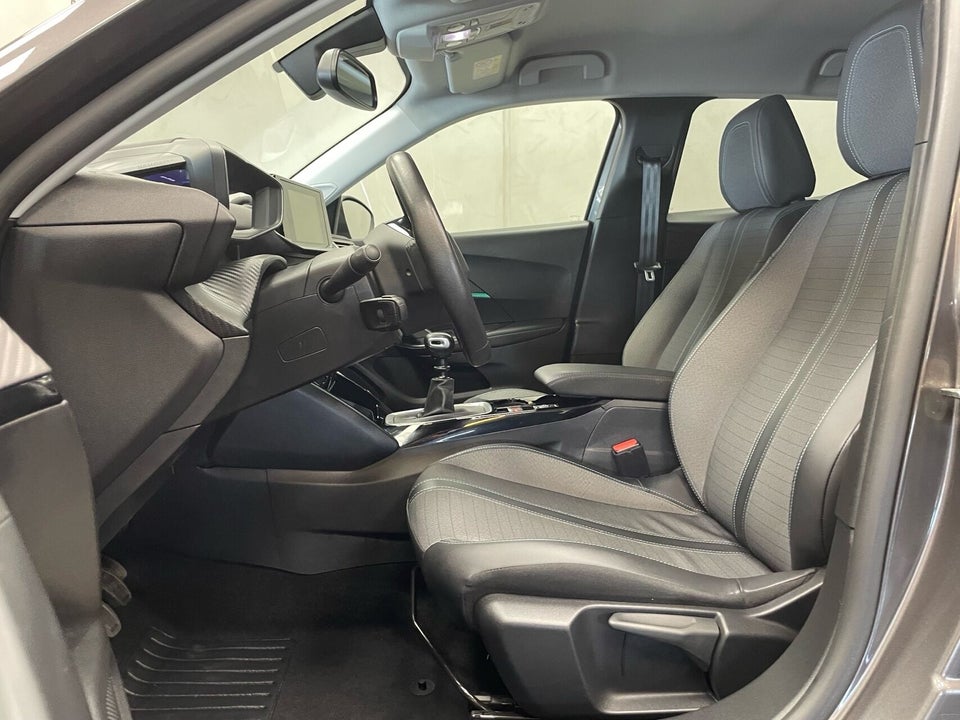 Peugeot 2008 1,2 PureTech 130 Sportium 5d