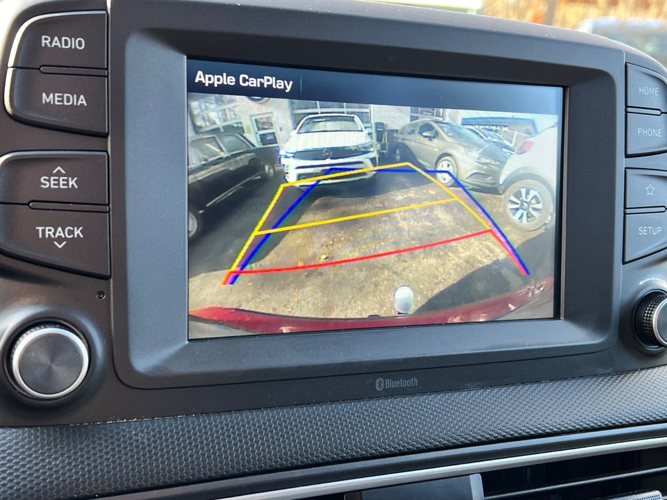 Hyundai Kona 64 EV Essential 5d