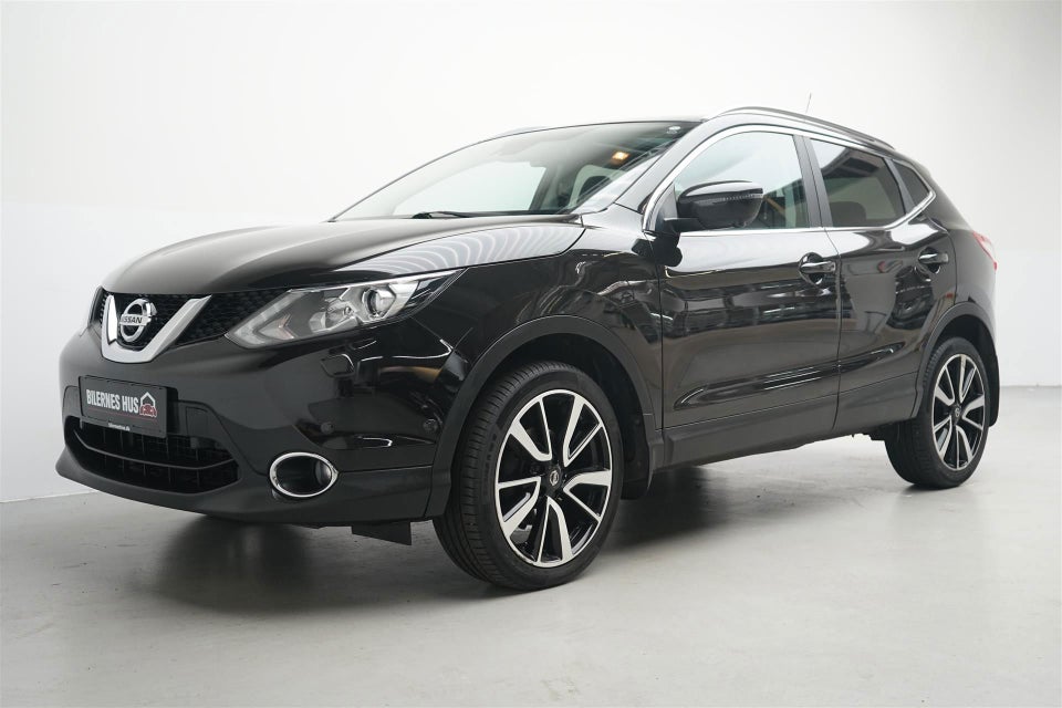 Nissan Qashqai 1,6 dCi 130 Tekna 5d