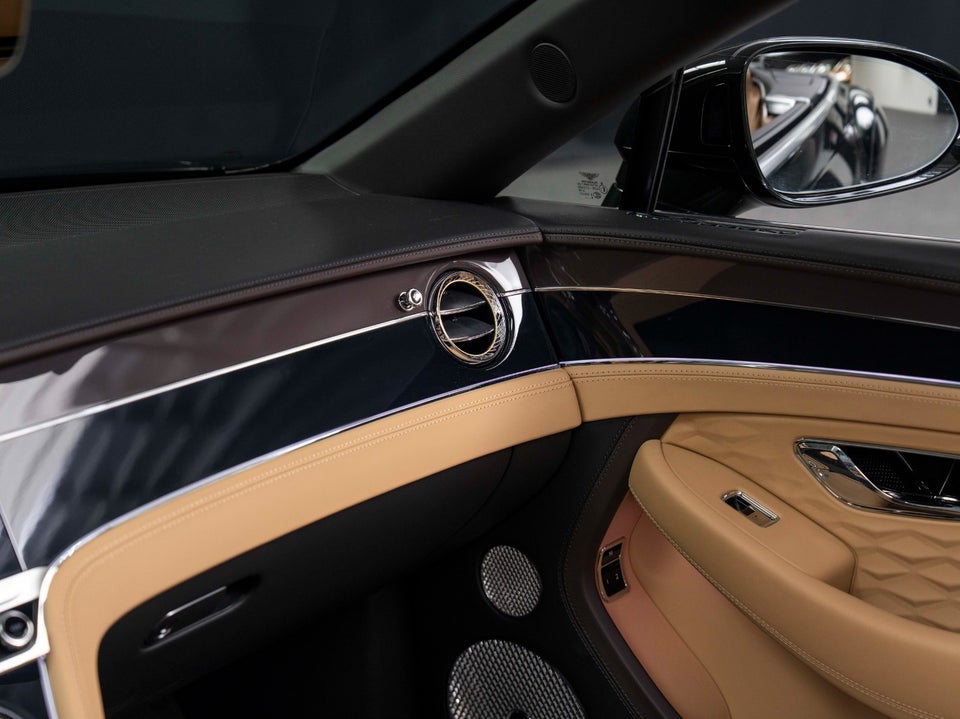 Bentley Continental GTC 4,0 V8 Hybrid Mulliner aut. 2d