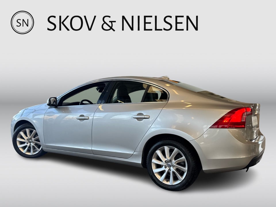 Volvo S60 2,0 T5 240 Summum aut. 4d