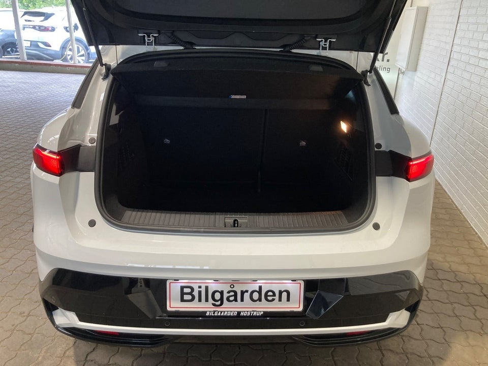 Renault Megane E-Tech 60 Techno 5d