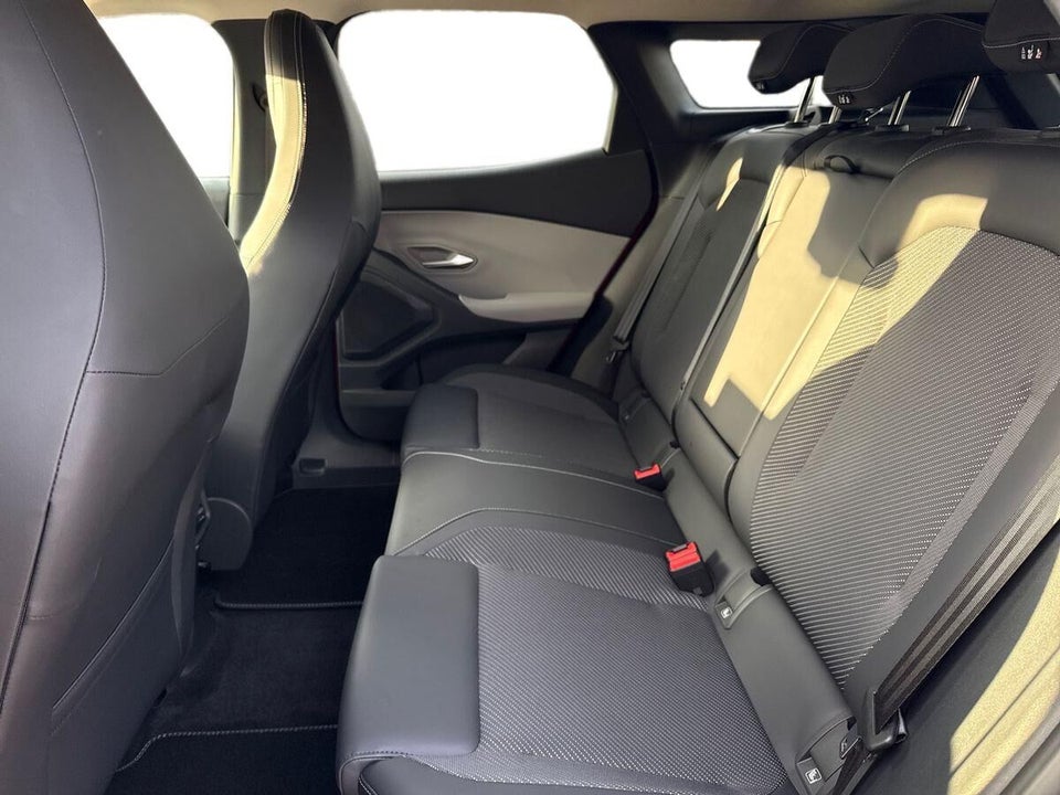 Ford Explorer 82 Select Extended Range 5d