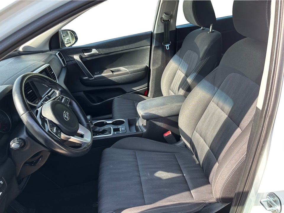 Kia Sportage 1,6 CRDi mHEV Vision DCT 5d