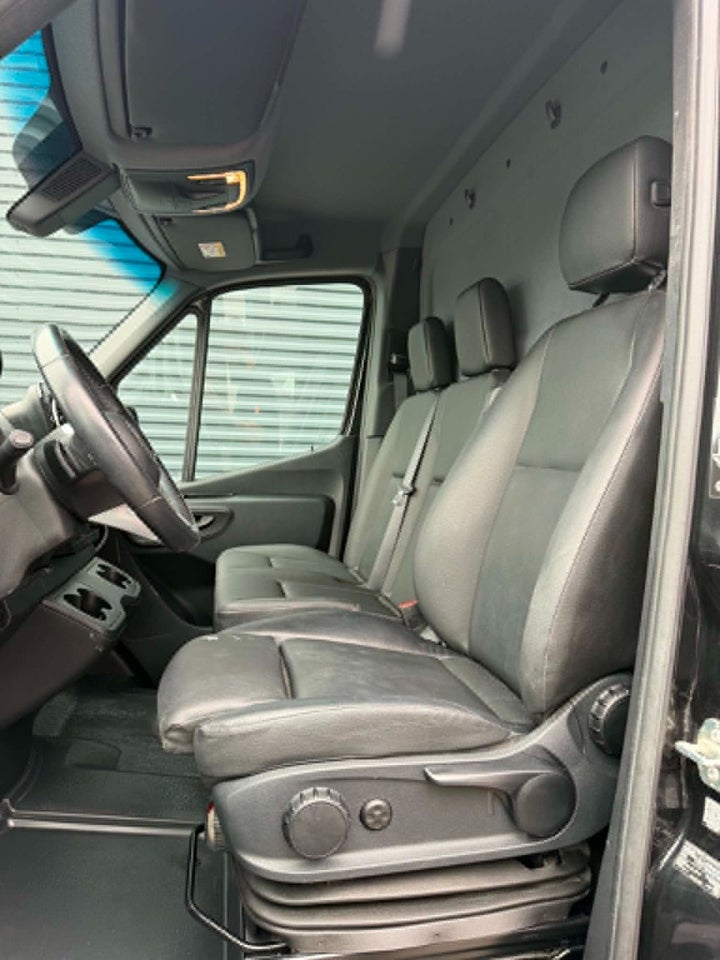 Mercedes Sprinter 317 2,0 CDi A2 Chassis SELECT aut. RWD 2d