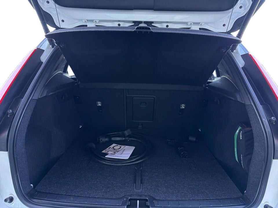 Volvo XC40 P6 ReCharge Plus 5d