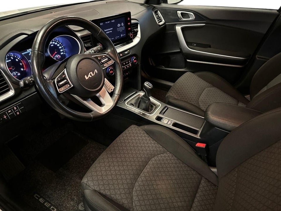 Kia Ceed 1,0 T-GDi Prestige SW 5d