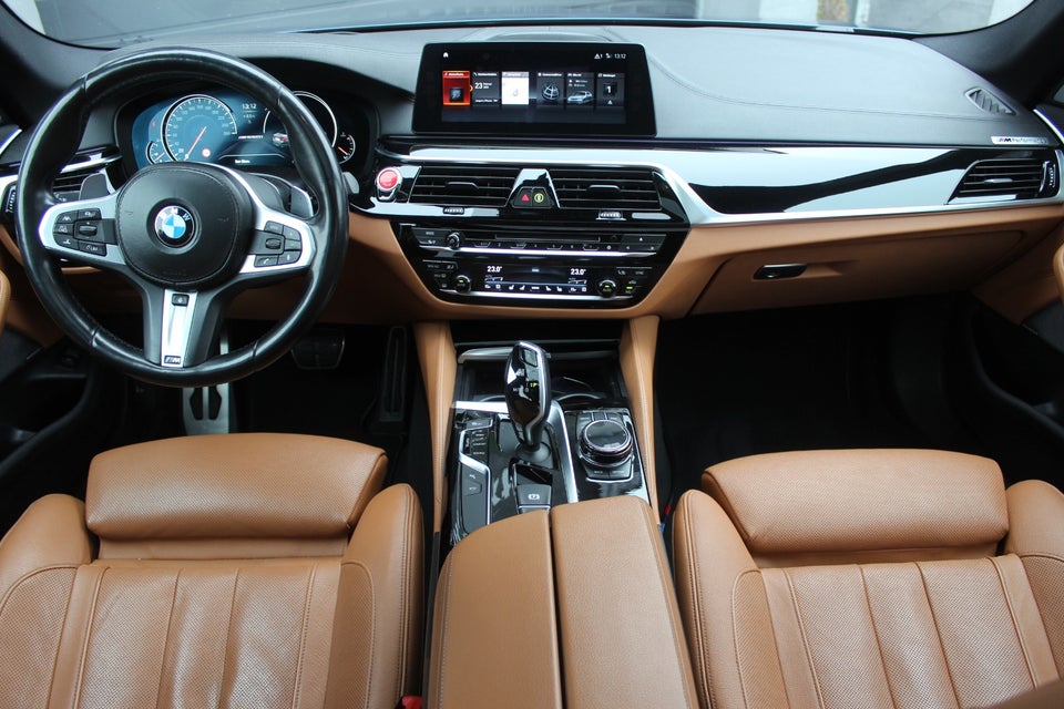 BMW M550i 4,4 xDrive aut. 4d