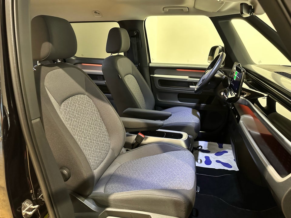 VW ID.Buzz 77 Pro SWB 5d