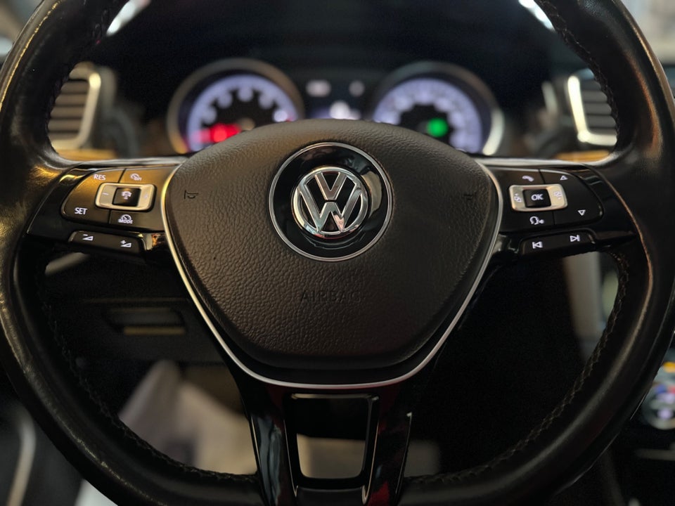 VW Golf VII 1,5 TSi 150 Highline Variant DSG 5d