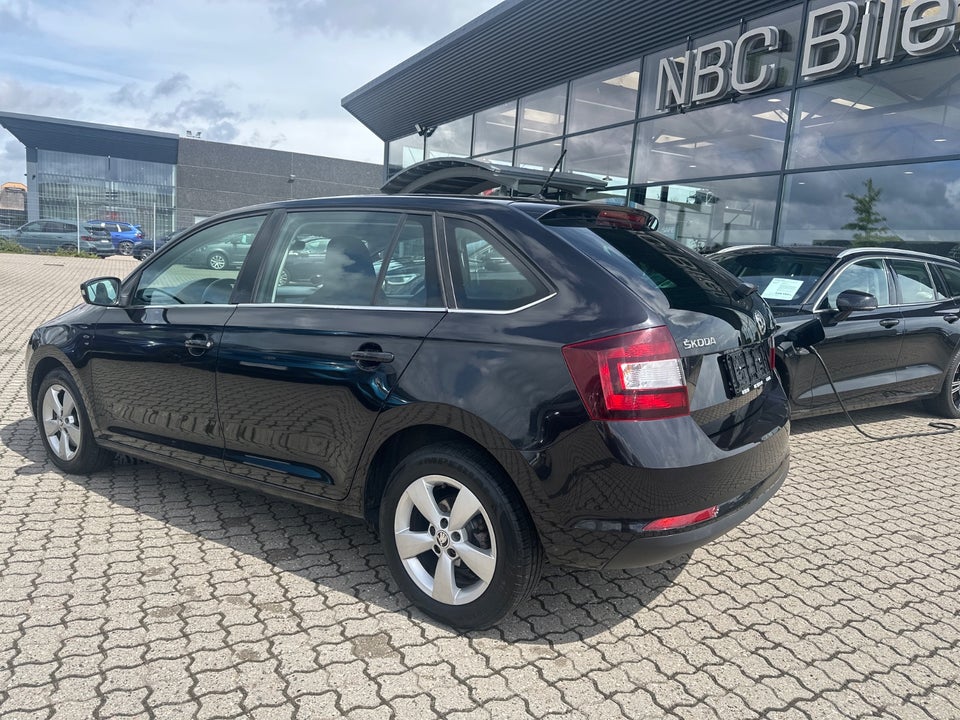 Skoda Rapid 1,0 TSi 110 Ambition Spaceback 5d