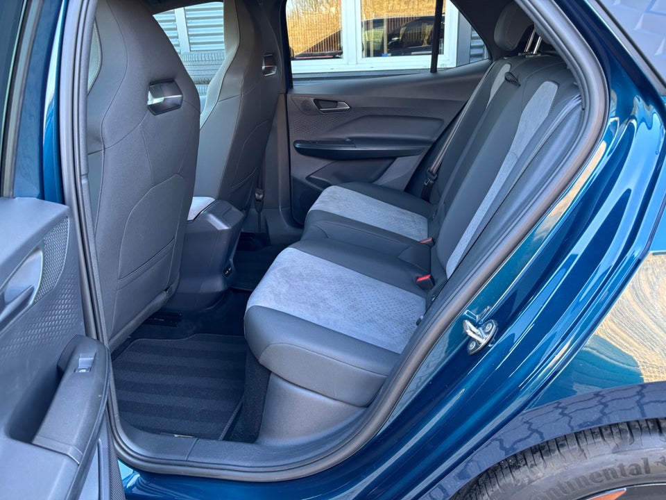 Cupra Born 77 e-Boost Dinamica Pack High 5d