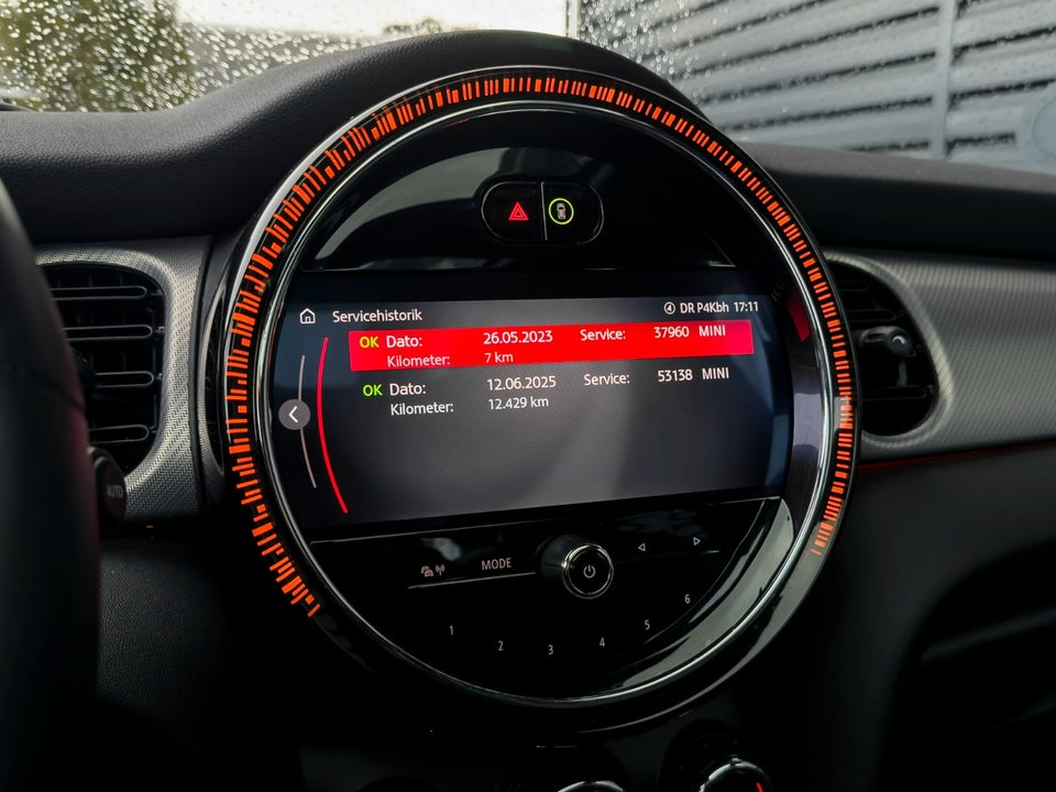 MINI Cooper SE Maximise 3d