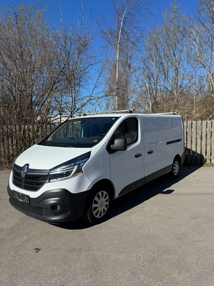 Renault Trafic T29 2,0 dCi 120 L2H1