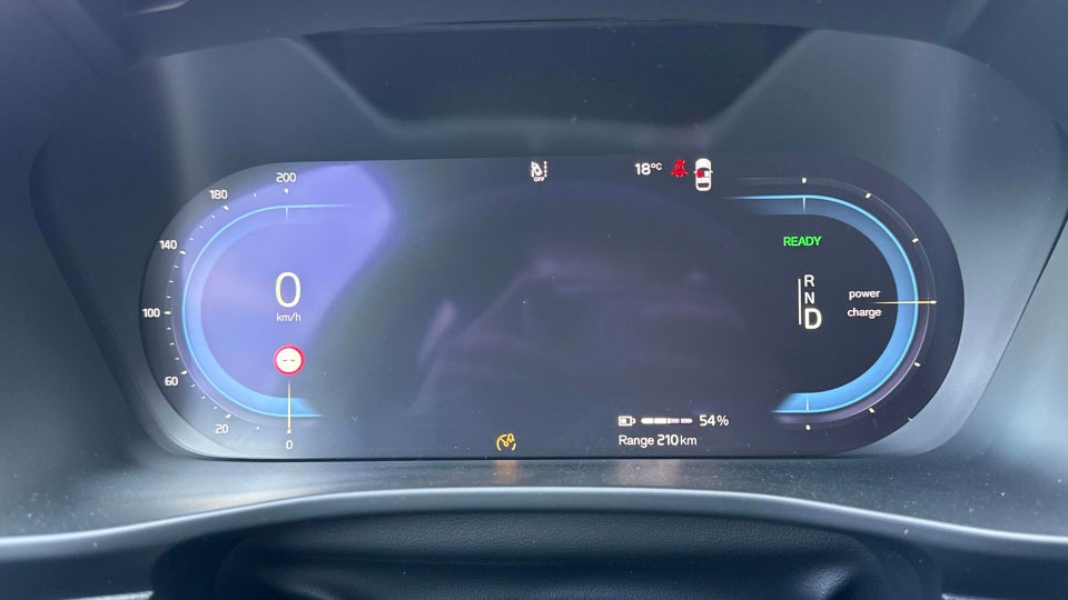 Volvo XC40 P6 ReCharge Plus 5d