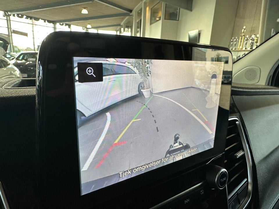 Ford Transit Custom 320L 2,0 TDCi 185 Sport aut.