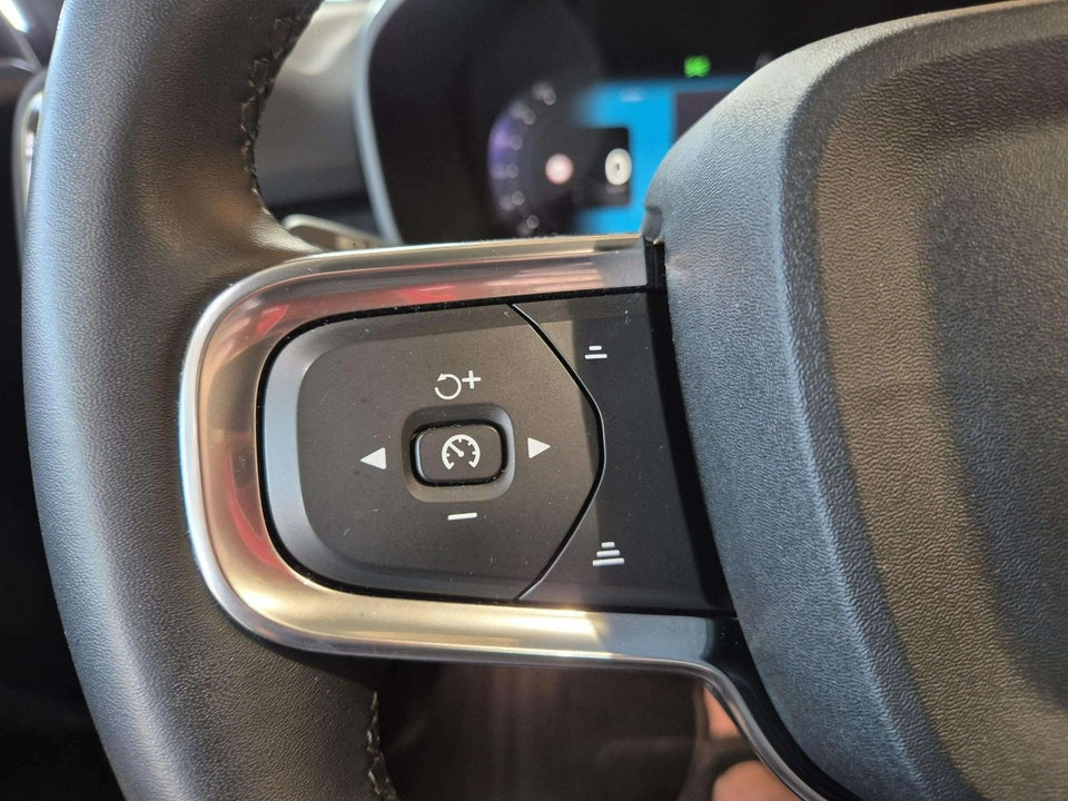 Volvo XC40 P6 ReCharge Core 5d
