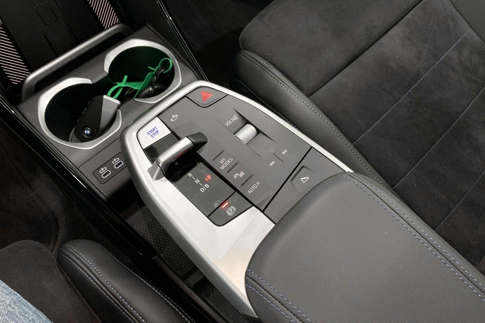 BMW iX1 eDrive20 M-Sport 5d