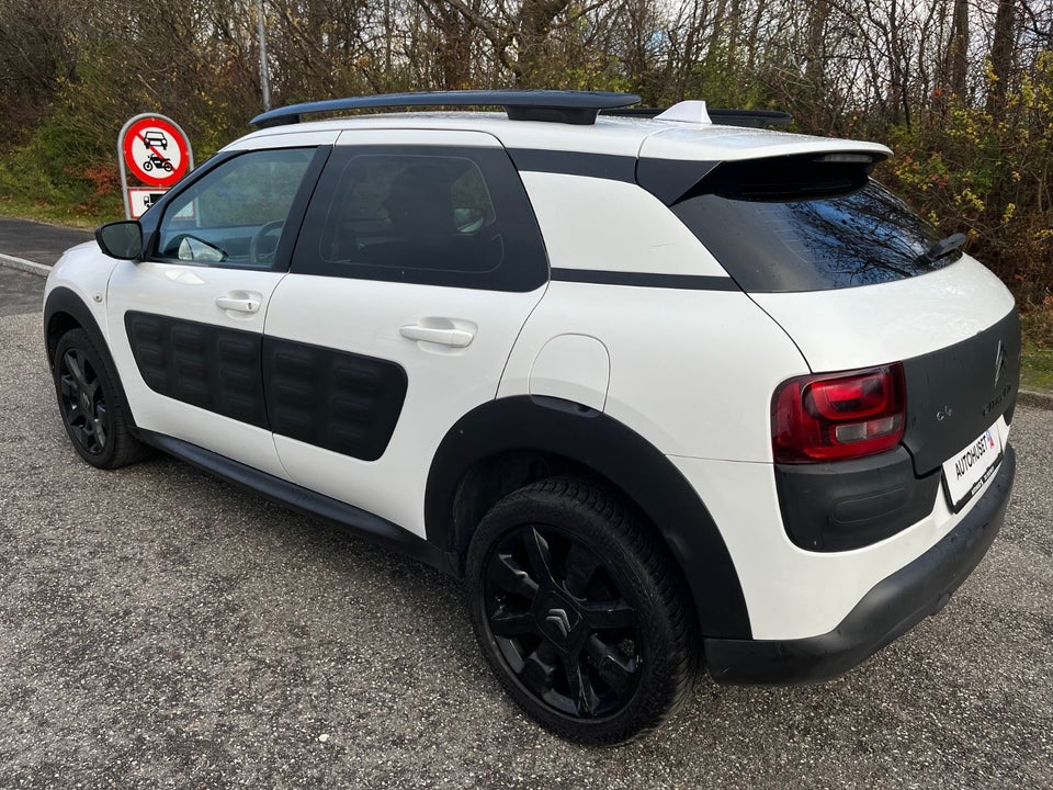 Citroën C4 Cactus 1,6 e-HDi 92 Shine ETG6 5d