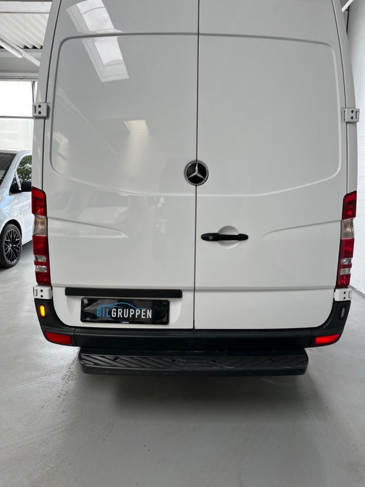 Mercedes Sprinter 216 2,2 CDi R2 Kassevogn aut.