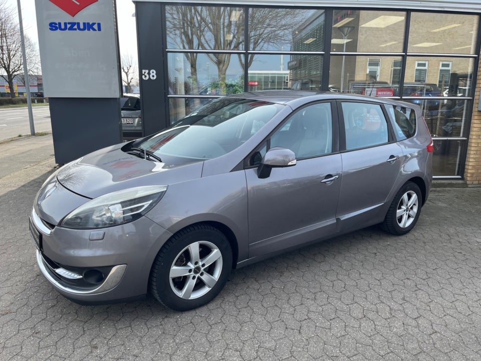 Renault Grand Scenic III 1,6 dCi 130 Expression 5d