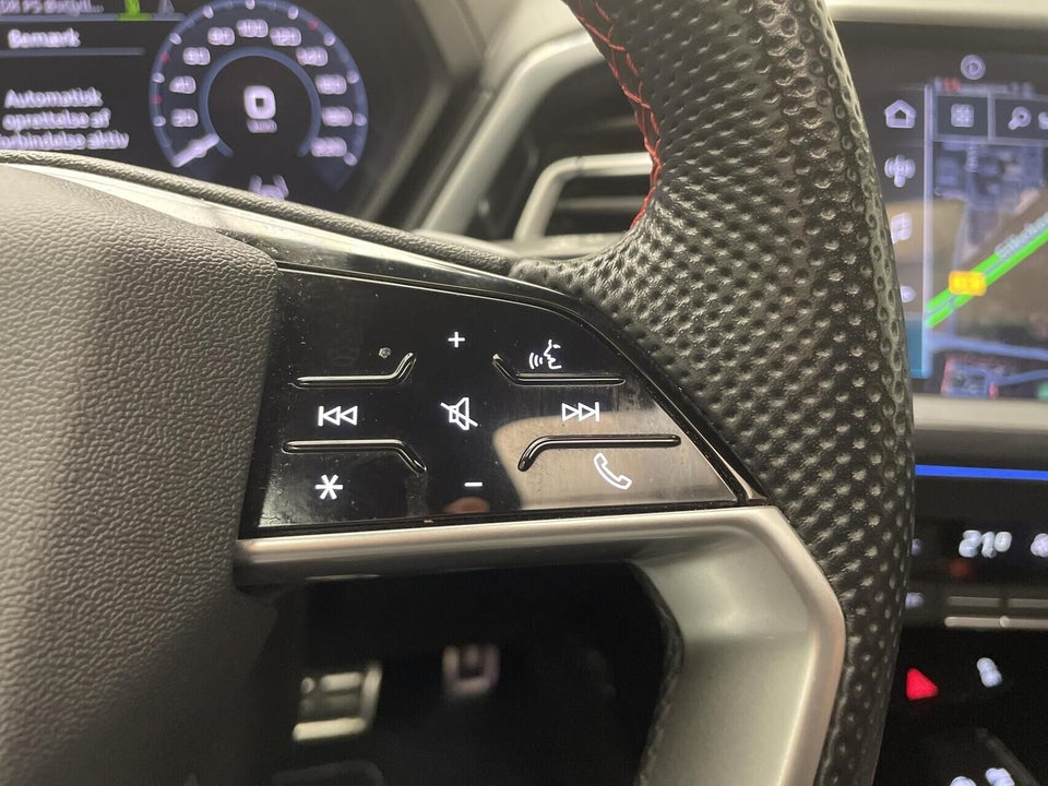 Audi Q4 e-tron 40 S-line Sportback 5d