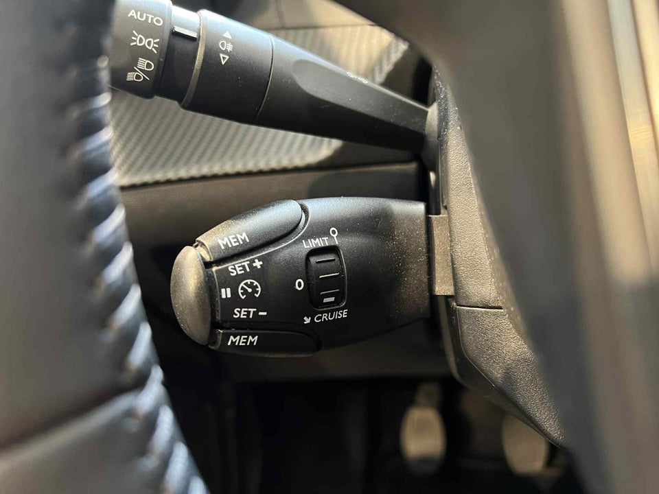 Peugeot 208 1,2 PureTech 75 Active 5d