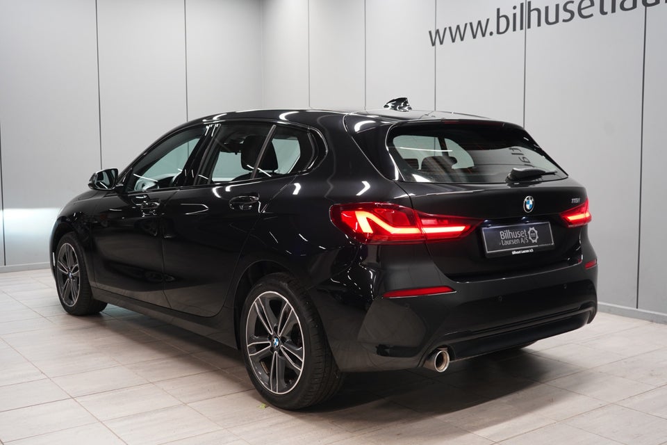 BMW 118i 1,5 Sport Line aut. 5d