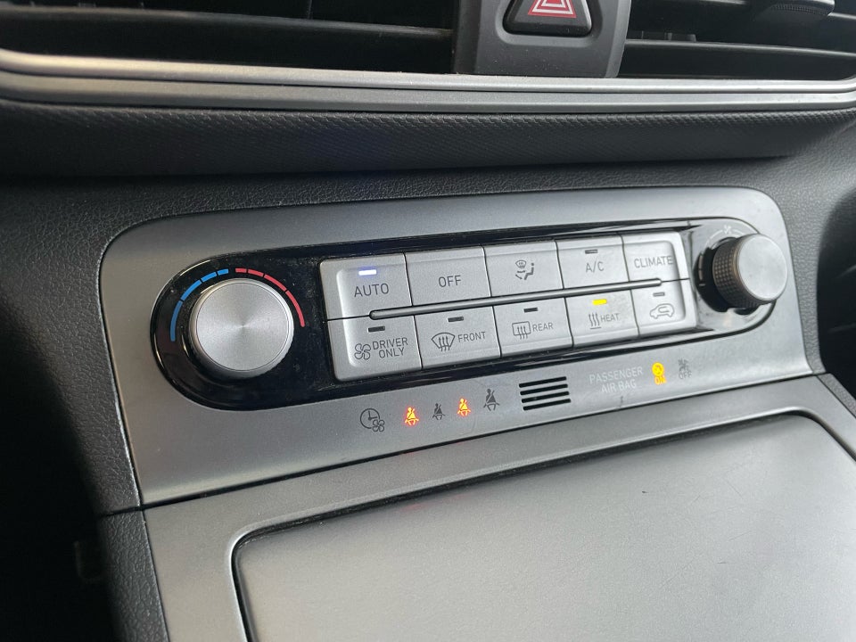 Hyundai Kona 64 EV Premium 5d