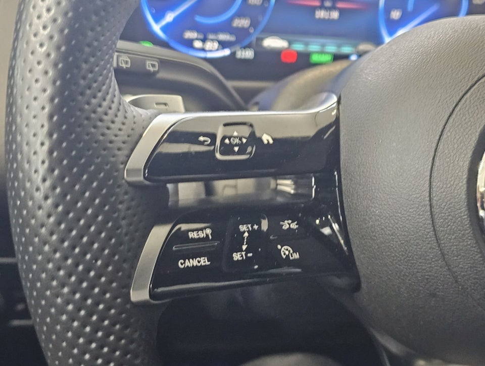 Mercedes EQB350 Progressive Advance Plus 4Matic 5d