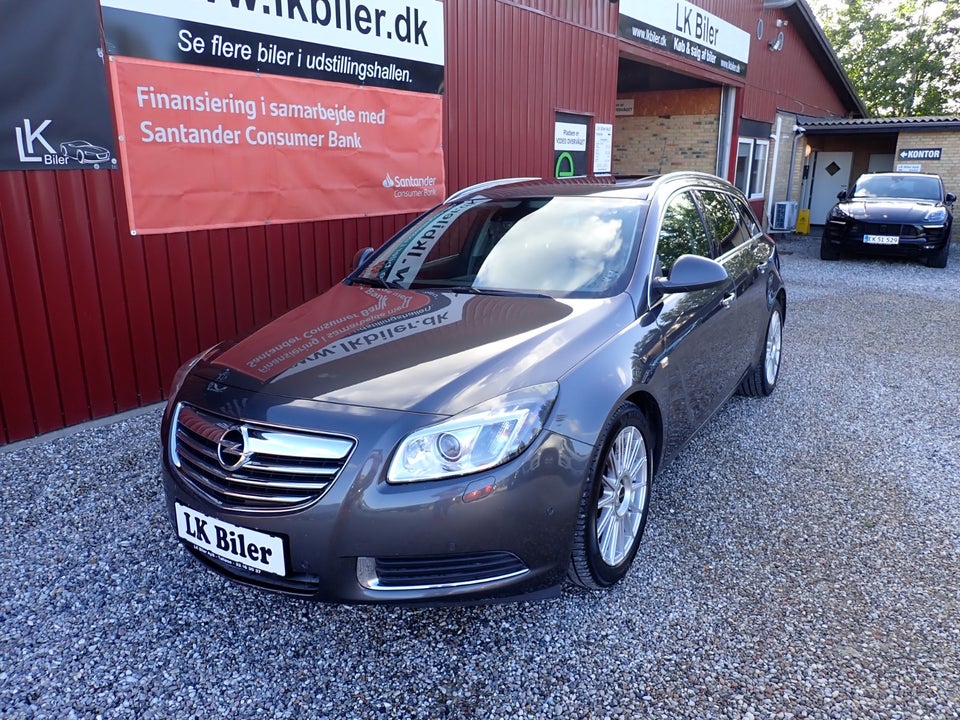 Opel Insignia 2,0 T 220 Cosmo Sports Tourer aut. 5d