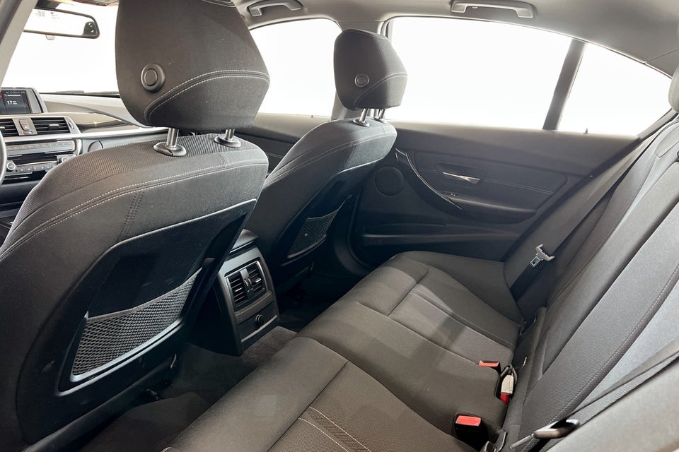 BMW 320i 2,0 Executive aut. 4d