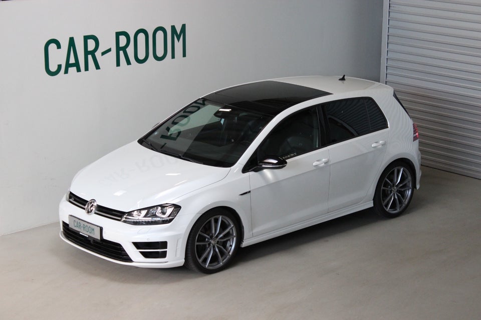 VW Golf VII 2,0 R DSG 4Motion BMT 5d