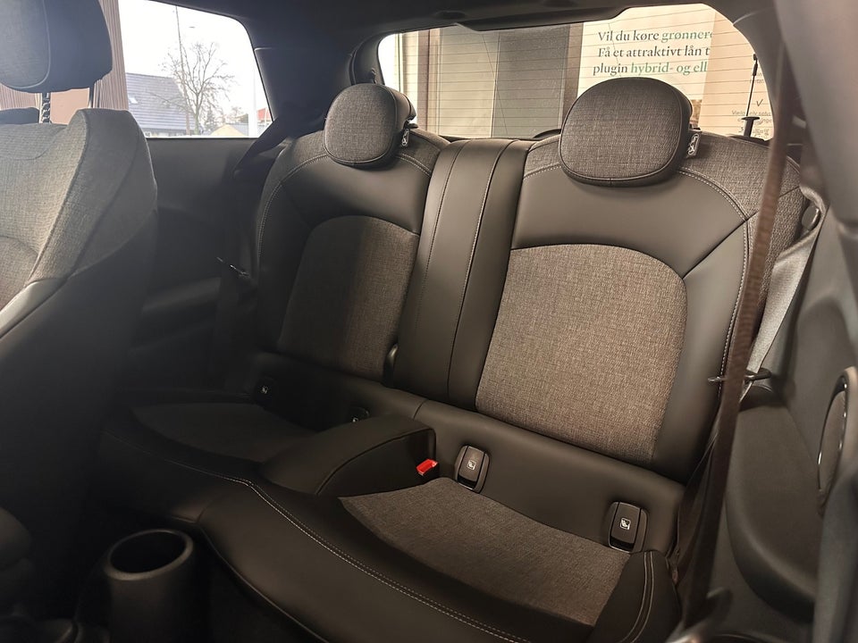 MINI Cooper SE Camden Edition 3d