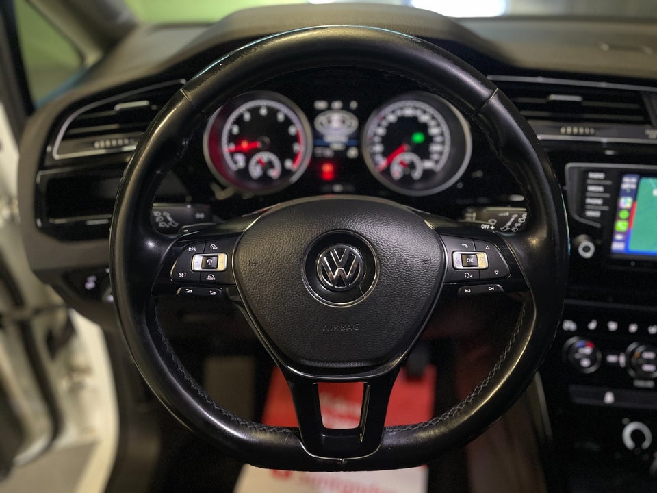 VW Touran 1,8 TSi 180 Highline DSG 7prs 5d