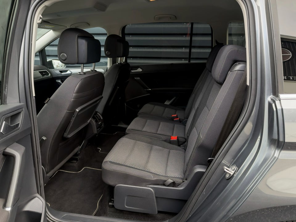 VW Touran 1,5 TSi 150 Comfortline Family DSG 7prs 5d