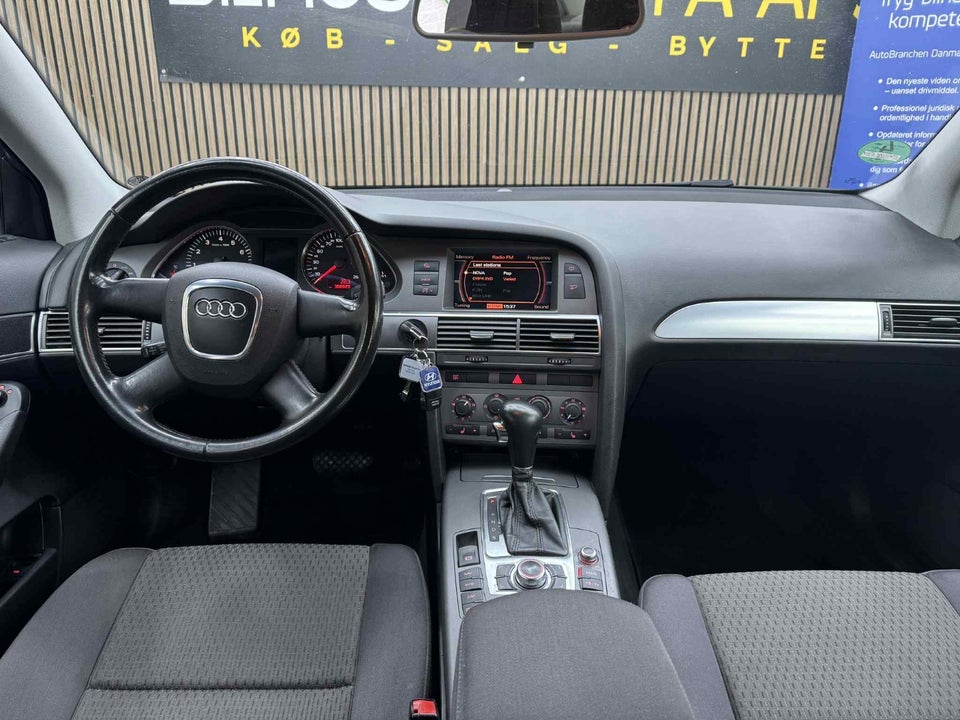 Audi A6 2,4 V6 Multitr. 4d