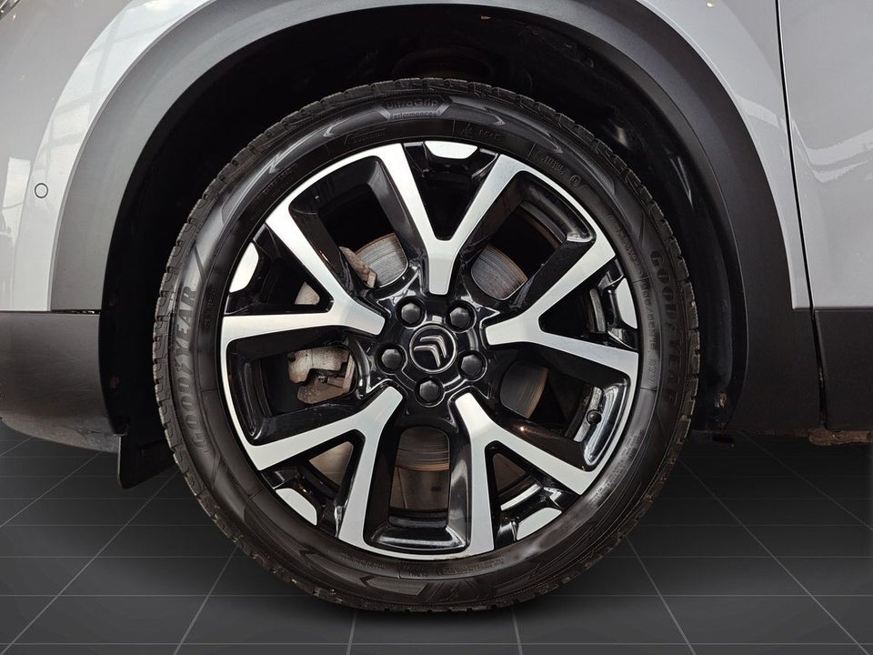 Citroën C5 Aircross 1,6 Hybrid Shine Sport EAT8 5d