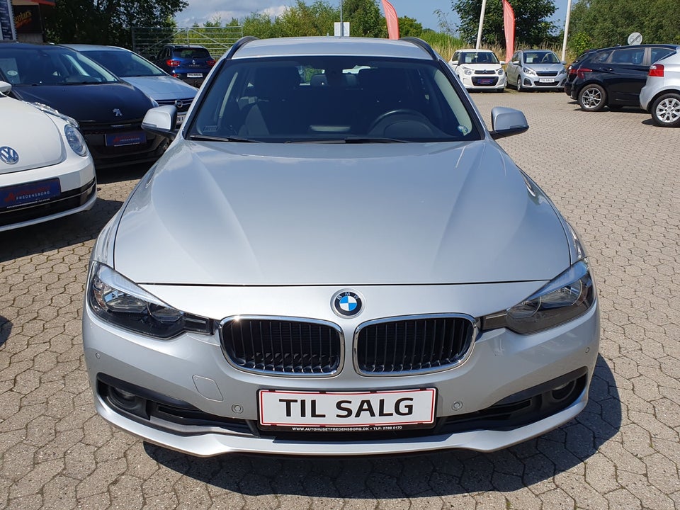 BMW 320d 2,0 Touring xDrive 5d