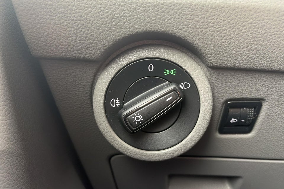VW Transporter 2,0 TDi 150 Kassevogn DSG lang