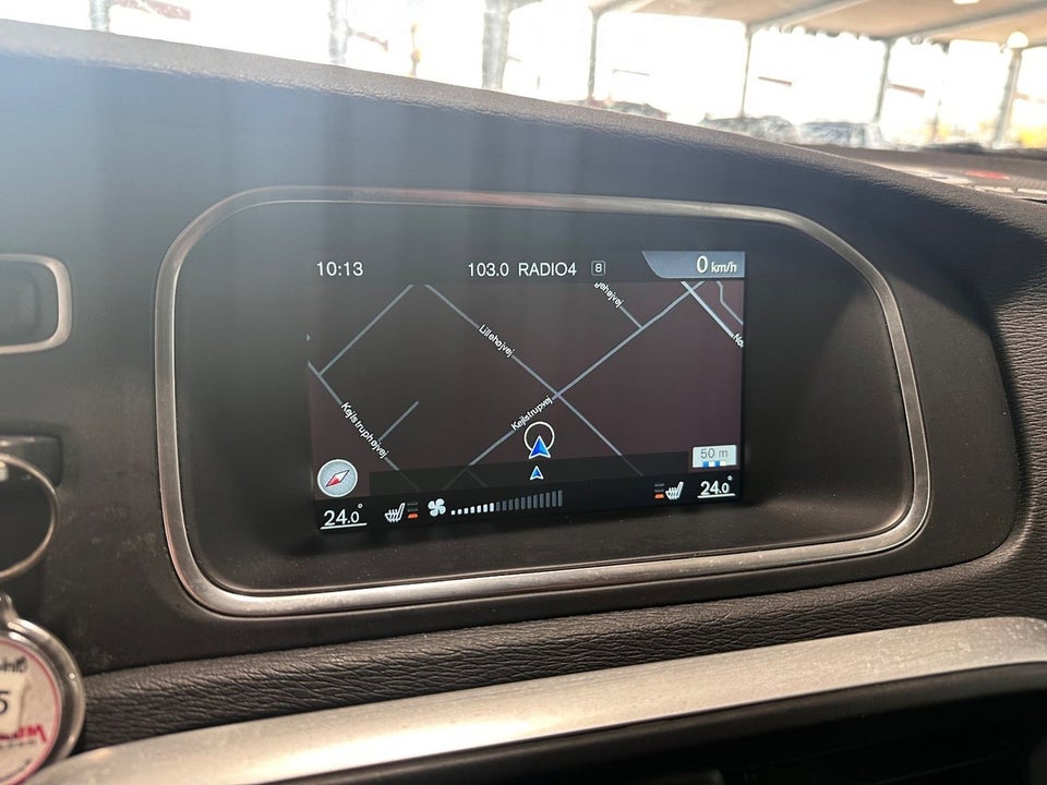 Volvo V40 2,0 D3 150 Momentum aut. Van 5d