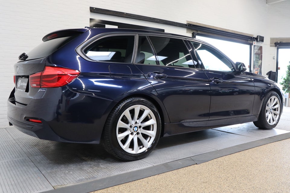 BMW 325d 2,0 Touring Sport Line aut. 5d