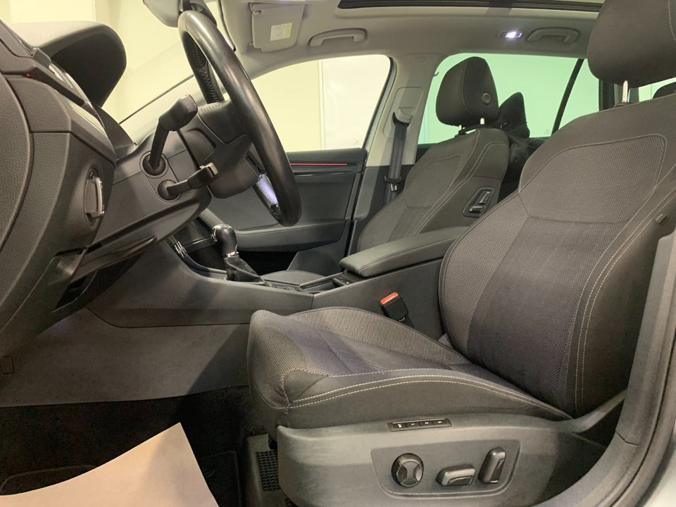 Skoda Superb 2,0 TSi 272 Style Combi DSG 4x4 5d