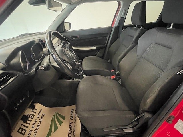 Suzuki Swift 1,2 mHybrid Action 5d